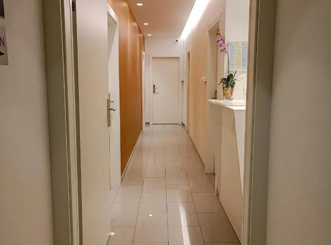 Skynight 住宿加早餐酒店 4*