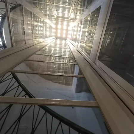 Bed & Breakfast Skynight