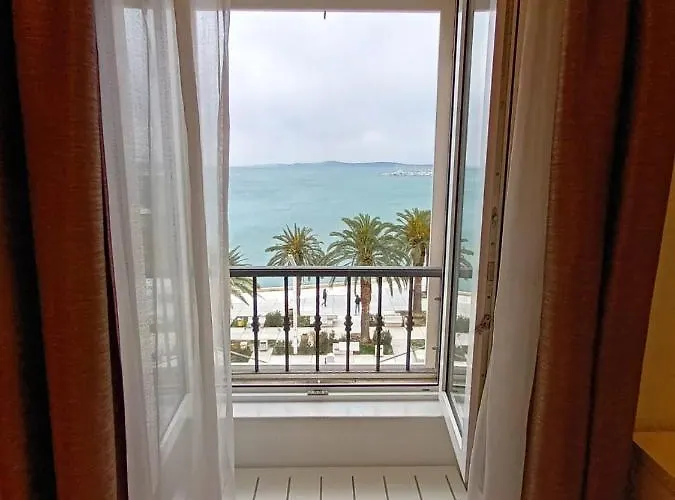 فندق مبيت وإفطار Skynight